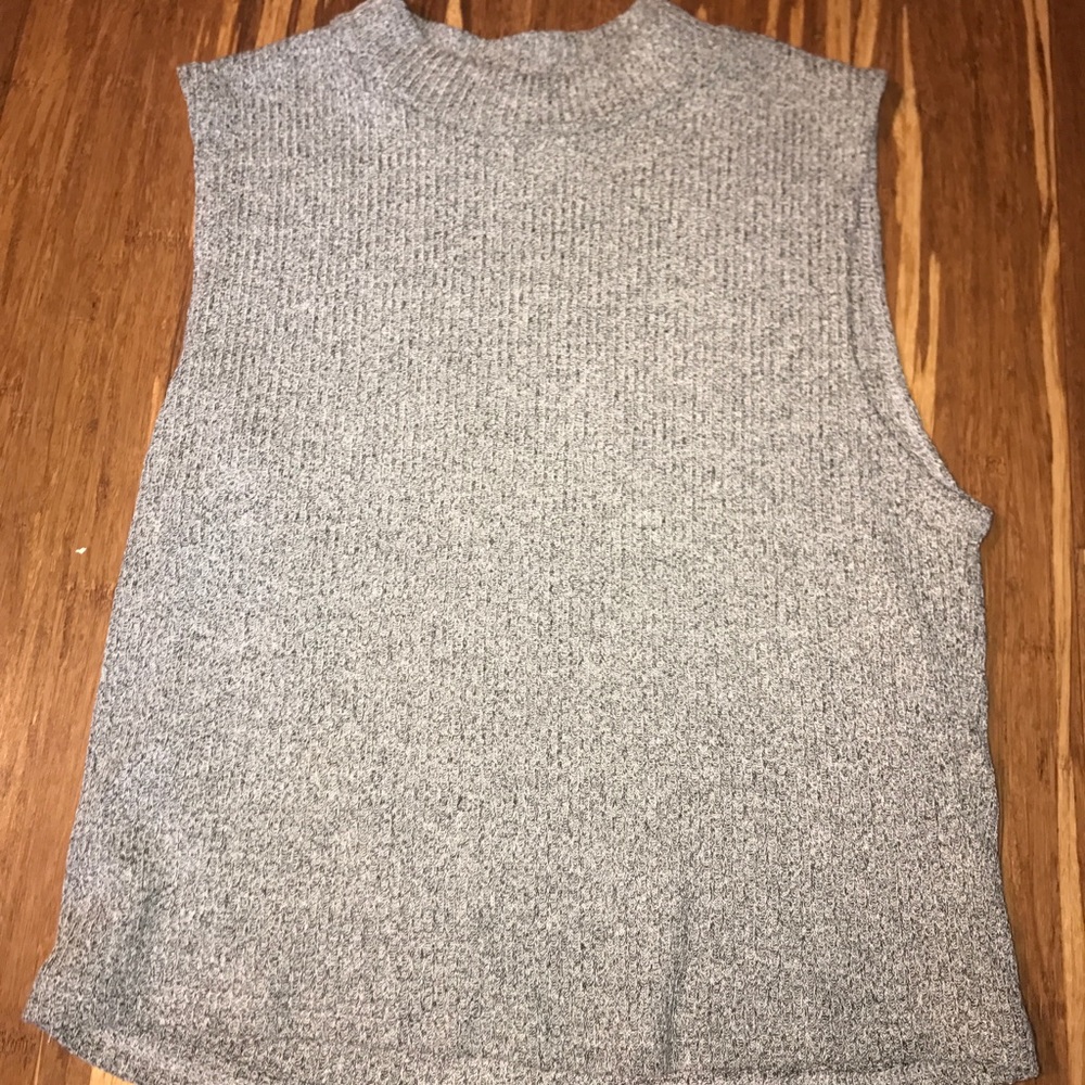 BLVD grey tank top (LARGE)